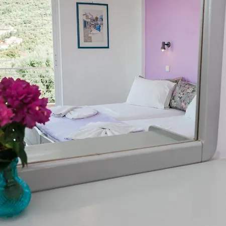 Dionysos Lefkas 3*