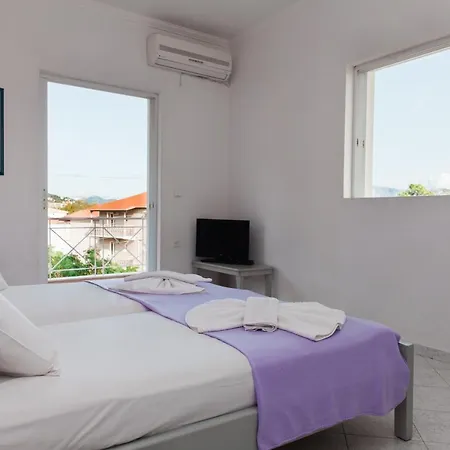 Hotel de apartamente Dionysos Lefkas