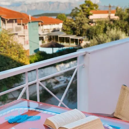 Dionysos Lefkas Hotel de apartamente *