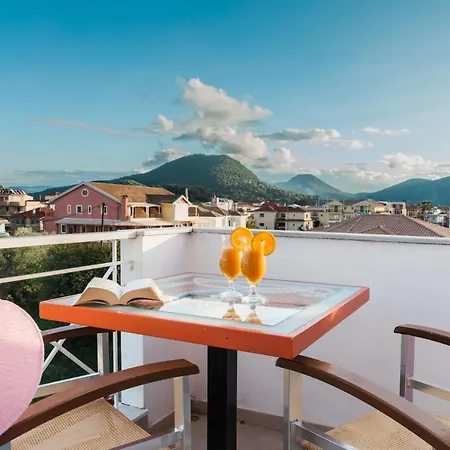 Hotel de apartamente Dionysos Lefkas Nydri (Lefkada)