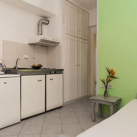 Dionysos Lefkas Nydri (Lefkada)