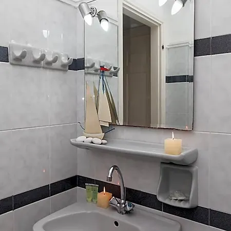 Dionysos Lefkas Apartmanhotel 3*