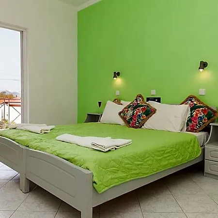 Dionysos Lefkas Aparthotel 3*
