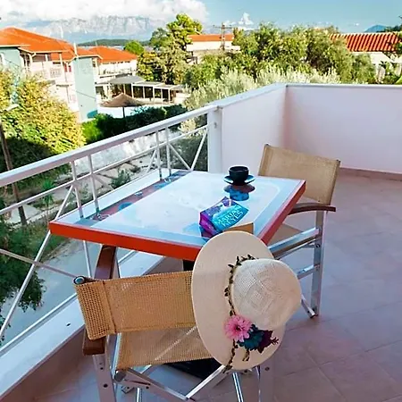 Dionysos Lefkas Aparthotel Nydri (Lefkada)
