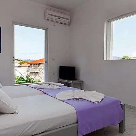 Dionysos Lefkas Hotel de apartamente 3*
