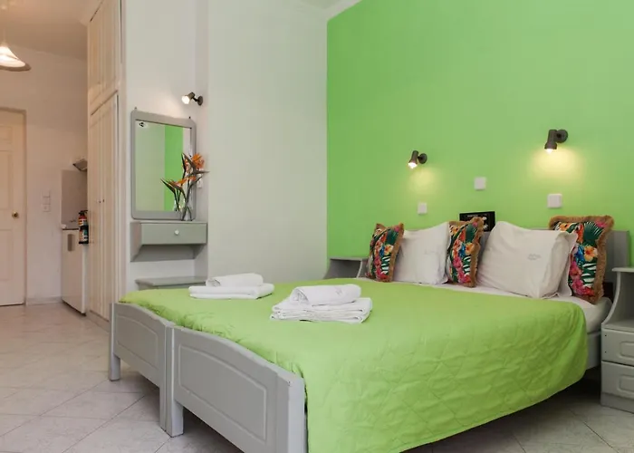 Dionysos Lefkas Apartahotel 3*