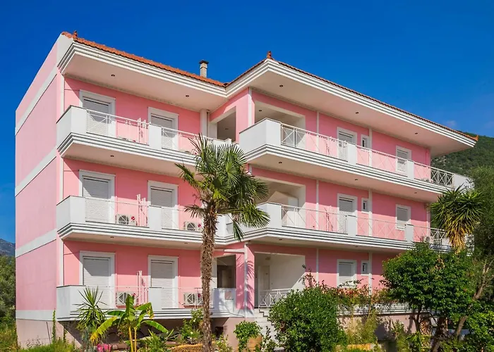 Dionysos Lefkas Apartahotel